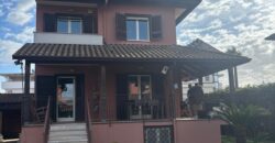 VILLA SINGOLA RISTRUTTURATA Varcaturo-Parco Residence