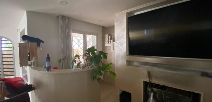 LUSSUOSA VILLA INDIPENDENTE Licola