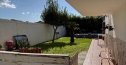 VILLA DIVISA IN DUE APPARTAMENTI Varcaturo-Parco Noce