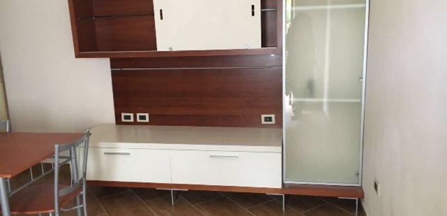 BILOCALE IN AFFITTO Varcaturo