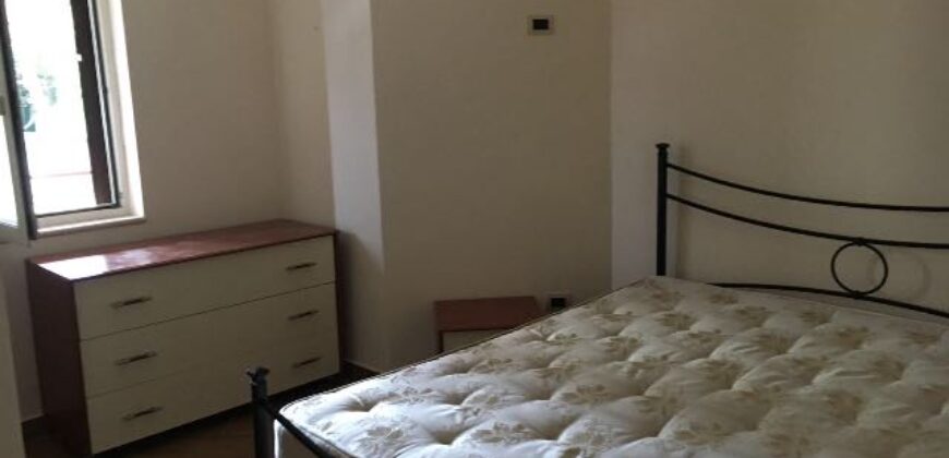 BILOCALE IN AFFITTO Varcaturo