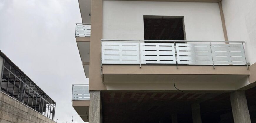 LOCALE 1800 MQ Giugliano-Via Oasi Sacro Cuore