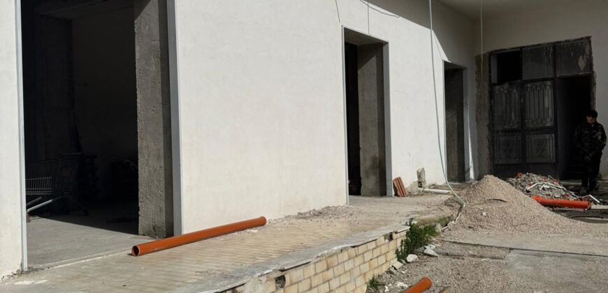 LOCALE COMMERCIALE RISTRUTTURATO Giugliano-Centro