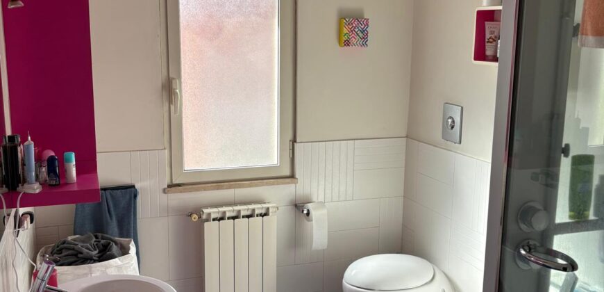 VILLA SINGOLA RISTRUTTURATA Varcaturo-Parco Residence