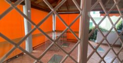 LUSSUOSA VILLA INDIPENDENTE Licola