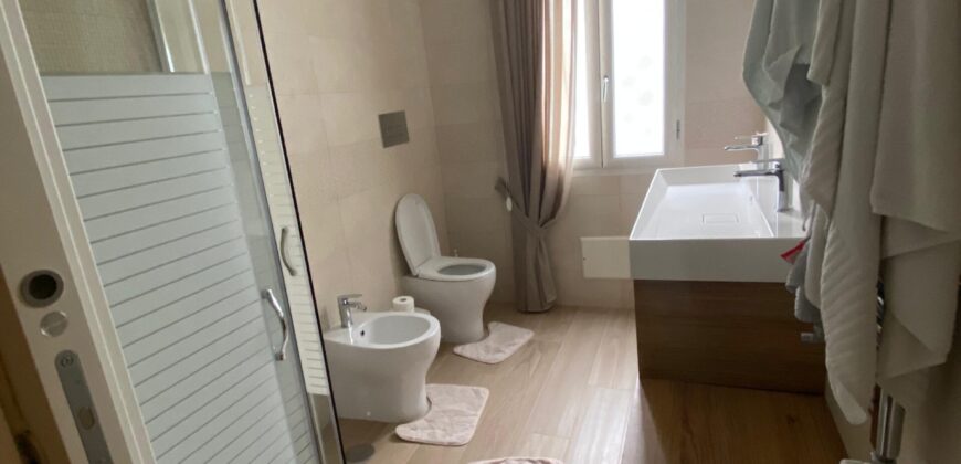 LUSSUOSA VILLA INDIPENDENTE Licola