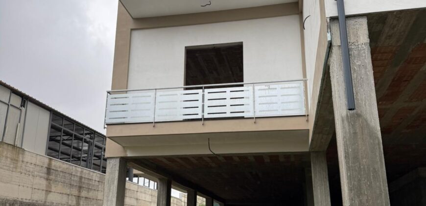 LOCALE 1800 MQ Giugliano-Via Oasi Sacro Cuore