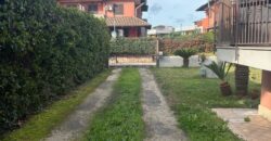 VILLA SINGOLA RISTRUTTURATA Varcaturo-Parco Residence