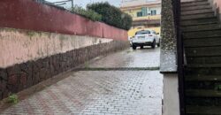 VILLA SINGOLA CON AMPIO GIARDINO Licola-Via Vicinale Festinese