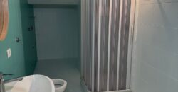 VILLA SINGOLA CON AMPIO GIARDINO Licola-Via Vicinale Festinese