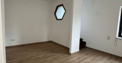 VILLA SINGOLA CON AMPIO GIARDINO Licola-Via Vicinale Festinese