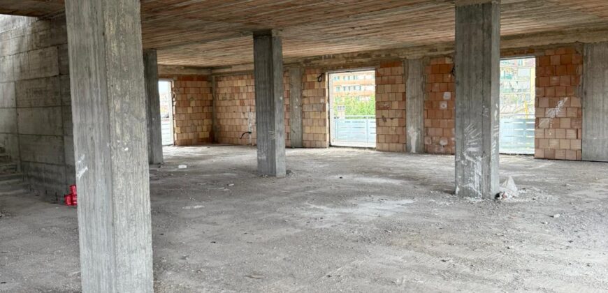 LOCALE 1800 MQ Giugliano-Via Oasi Sacro Cuore