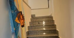 VILLA DIVISA IN DUE APPARTAMENTI Varcaturo-Parco Noce