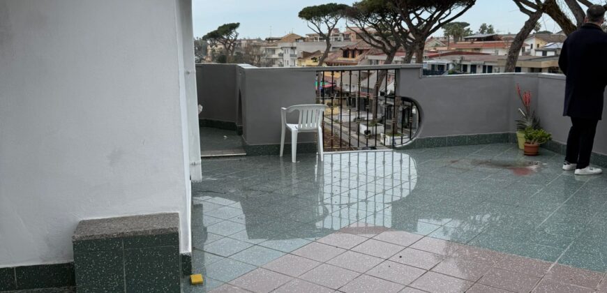 TRILOCALE IN AFFITTO Lago Patria