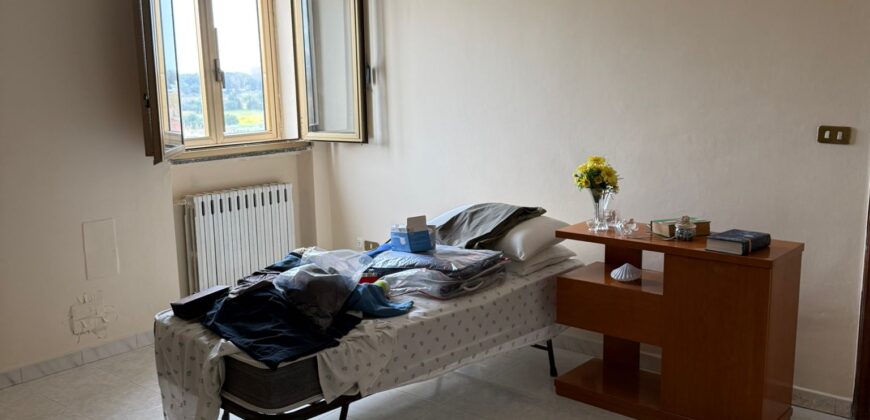 TRILOCALE IN AFFITTO Lago Patria