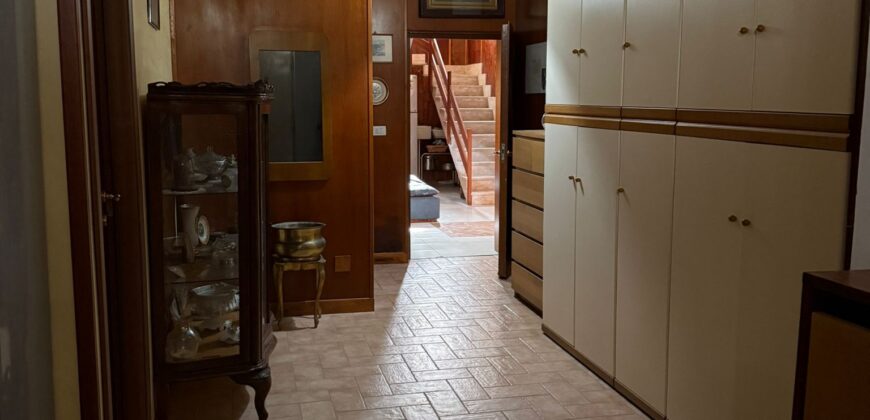 APPARTMENTO CON GIARDINO Licola-Via Montenuovo