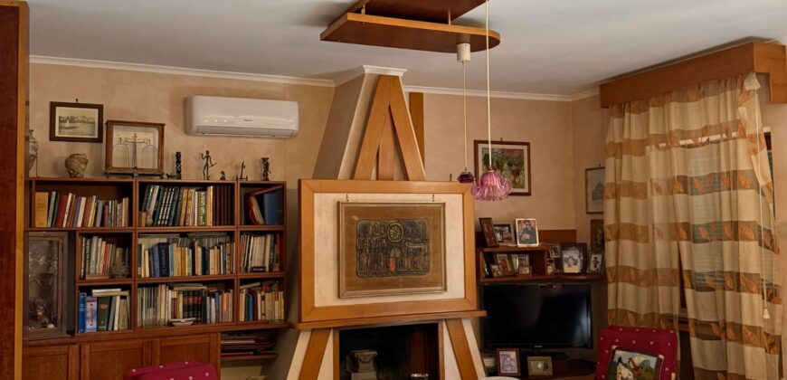 APPARTMENTO CON GIARDINO Licola-Via Montenuovo