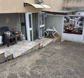 DEPOSITO 200 MQ Varcaturo-Parco Degli Oleandri