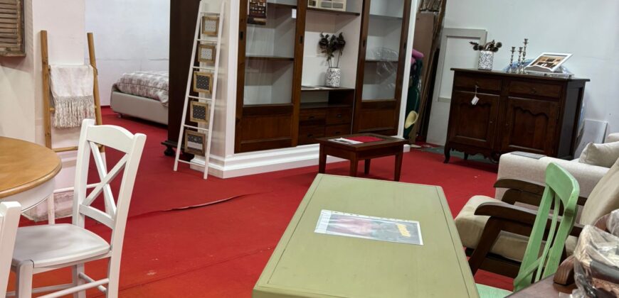 DEPOSITO 200 MQ Varcaturo-Parco Degli Oleandri