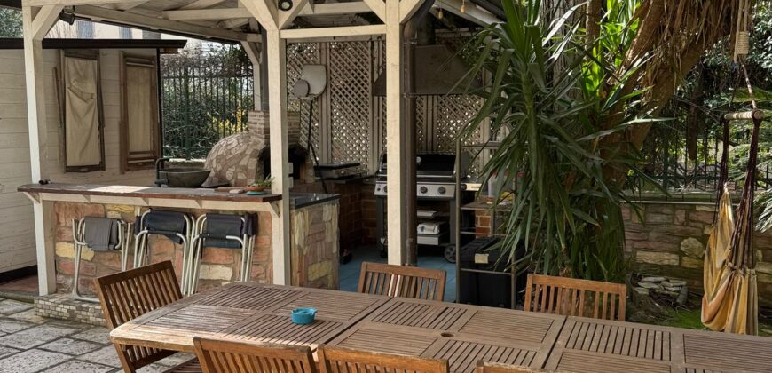 VILLA BIFAMILIARE Lago Patria-Domus Mea