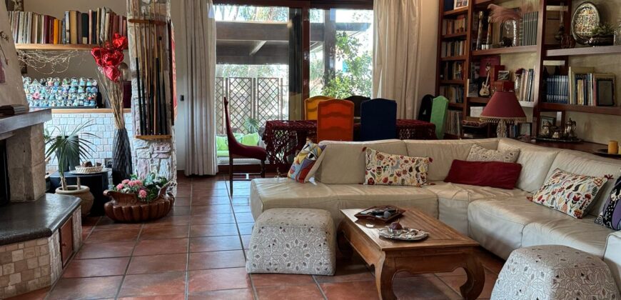 VILLA BIFAMILIARE Lago Patria-Domus Mea