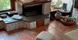 VILLA BIFAMILIARE Lago Patria-Domus Mea