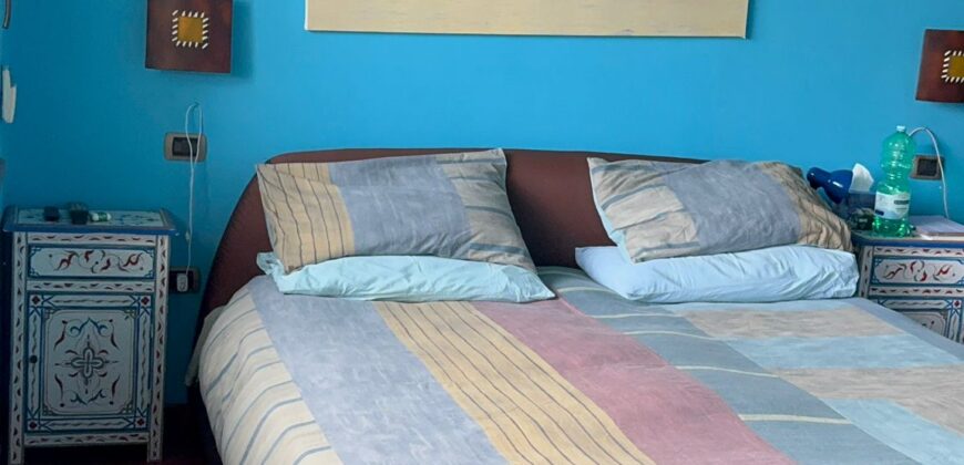 VILLA BIFAMILIARE Lago Patria-Domus Mea