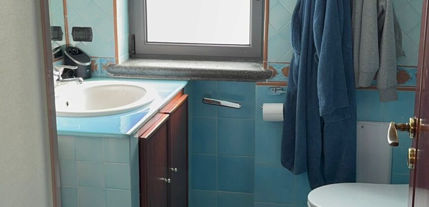 VILLA BIFAMILIARE Lago Patria-Domus Mea