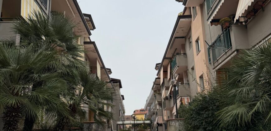 APPARTAMENTO 120 MQ IN PARCO Giugliano-Via Colonne