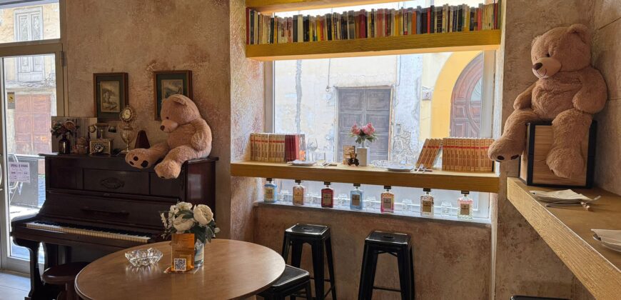 CESSIONE ATTIVITA’ LOUNGE BAR VINERIA Aversa