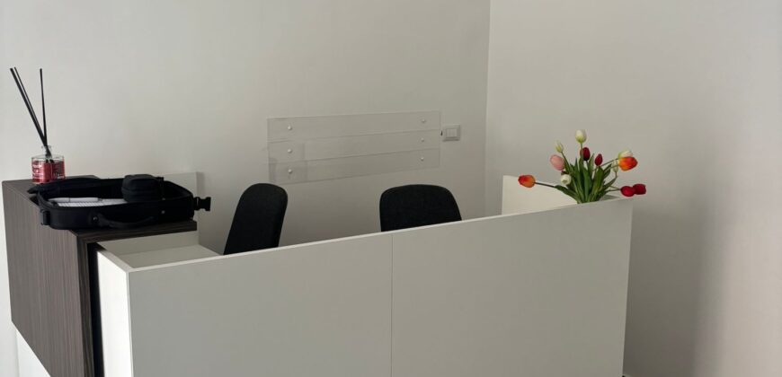 LOCALE COMMERCIALE 25 MQ Giugliano-Piazza Annunziata