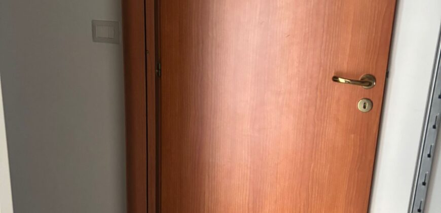 LOCALE COMMERCIALE 25 MQ Giugliano-Piazza Annunziata