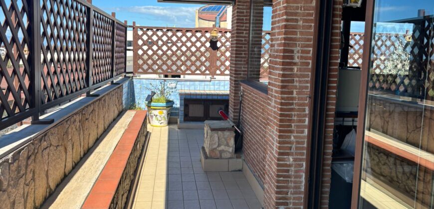 DUPLEX ESCLUSIVO Lago Patria-Parco La Laguna