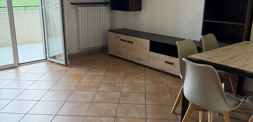 APPARTAMENTO ARREDATO IN PARCO Varcaturo