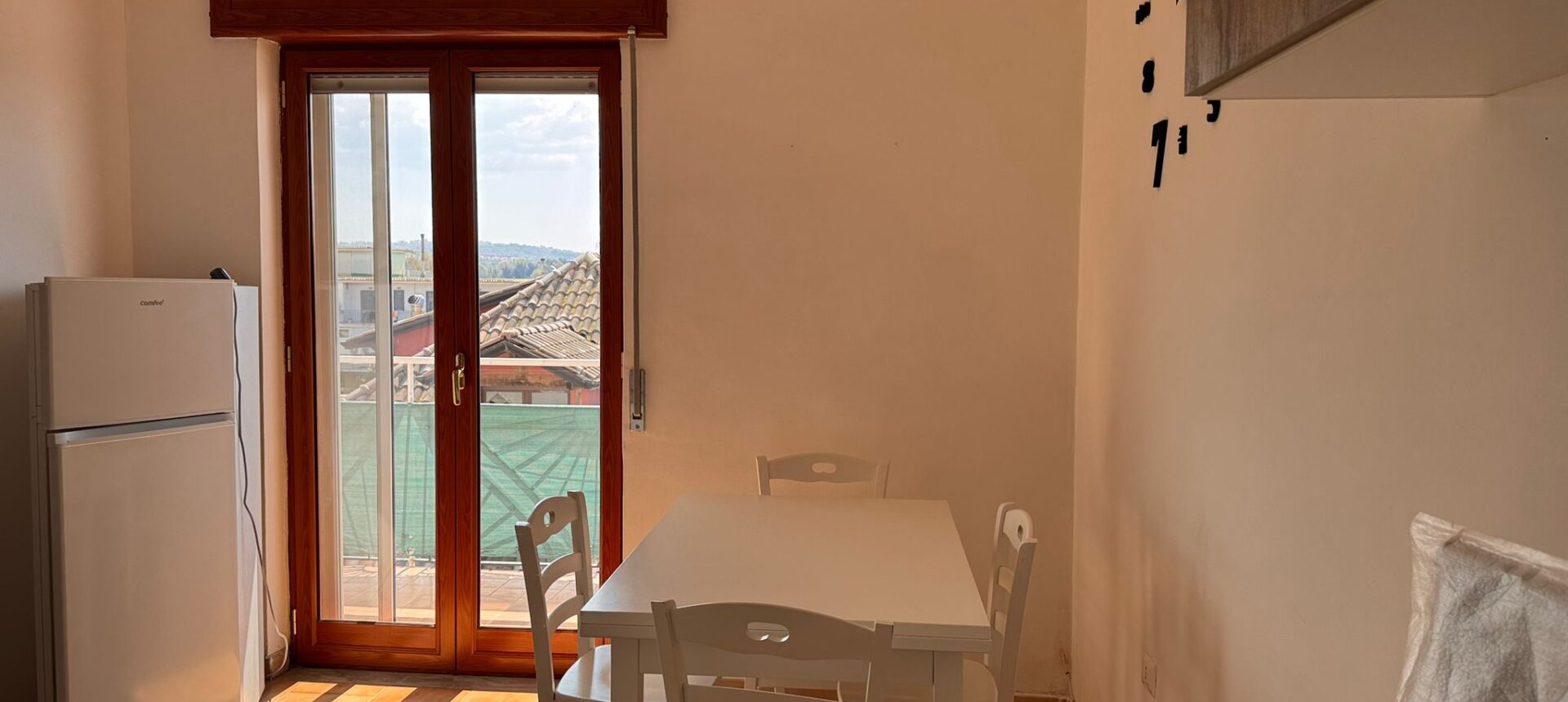 BILOCALE RISTRUTTURATO Varcaturo-Via Ripuaria