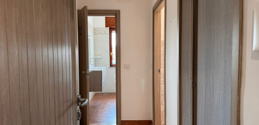 BILOCALE RISTRUTTURATO Varcaturo-Via Ripuaria