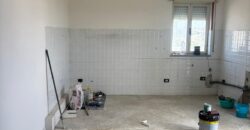 TRILOCALE RISTRUTTURATO Licola-Via San Nullo