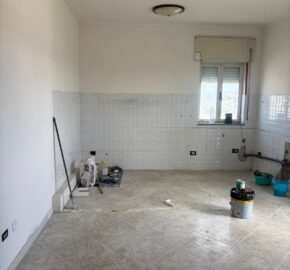 TRILOCALE RISTRUTTURATO Licola-Via San Nullo