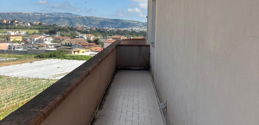 TRILOCALE RISTRUTTURATO Licola-Via San Nullo