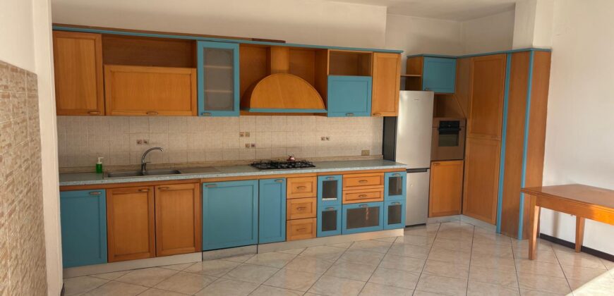 APPARTAMENTO IN FITTO Varcaturo