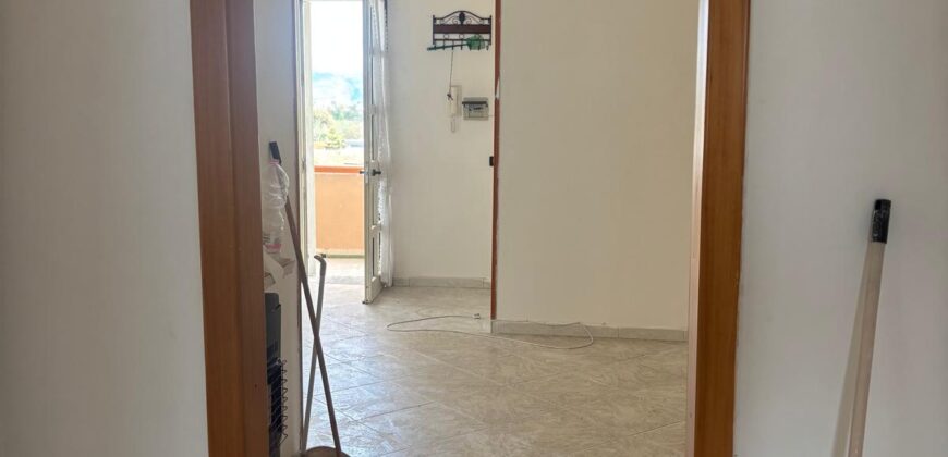 TRILOCALE RISTRUTTURATO Licola-Via San Nullo