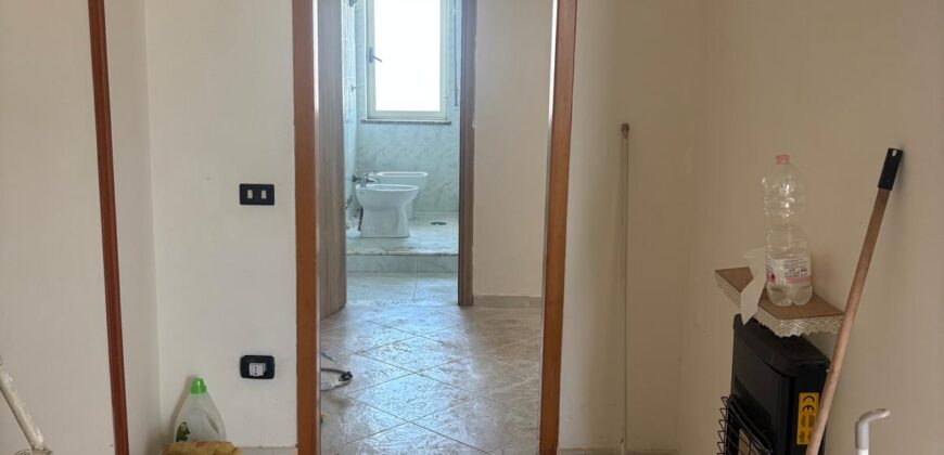 TRILOCALE RISTRUTTURATO Licola-Via San Nullo