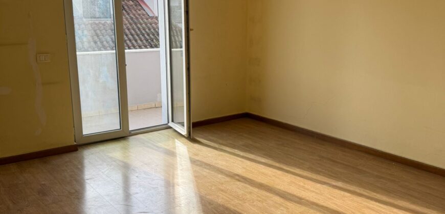 UFFICIO 90 MQ Varcaturo-Centro