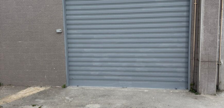 LOCALE COMMERCIALE 75 MQ Varcaturo-Via Ripuaria