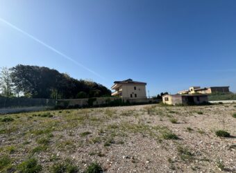 TERRENO AGRICOLO 2000 MQ Varcaturo