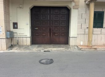 APPARTAMENTO DA RISTRUTTURARE Parete