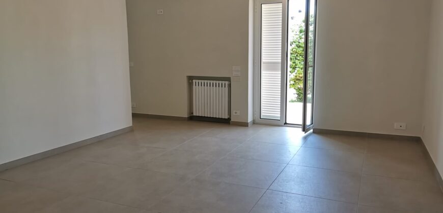 VILLA IN FITTO IN PARCO Varcaturo