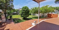 VILLA IN FITTO IN PARCO Varcaturo