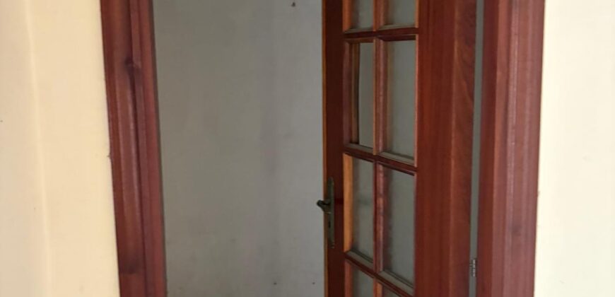APPARTAMENTO DA RISTRUTTURARE Parete