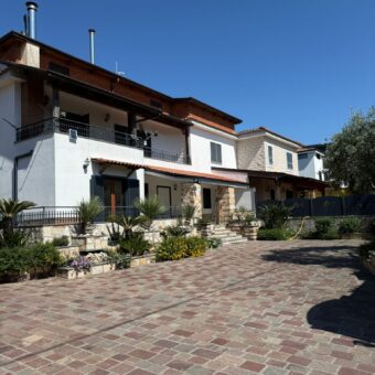 VILLA BIFAMILIARE Licola-Via San Nullo